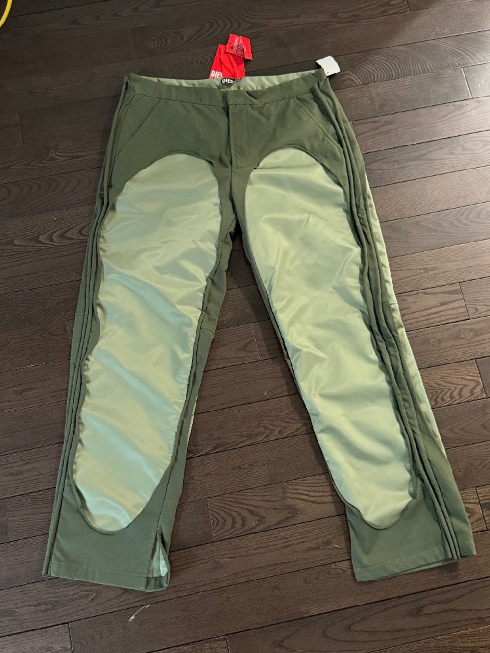 Diesel P-CROSSY Trousers Green/Moss Size 52 – Brand New with Tags
